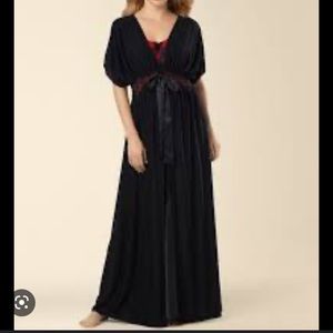 SOMA Eloquence Limited Edition Long Robe size Small